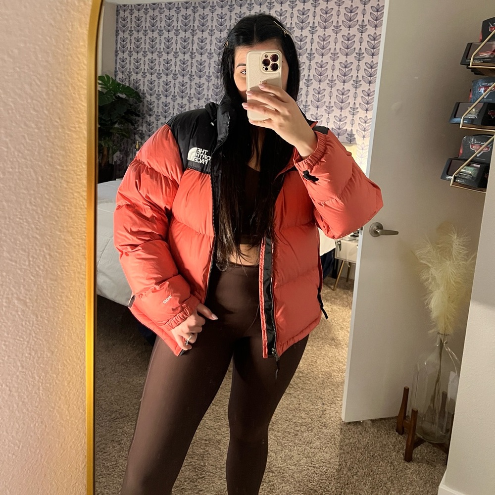 The north face 1996 retro nuptse faded rose